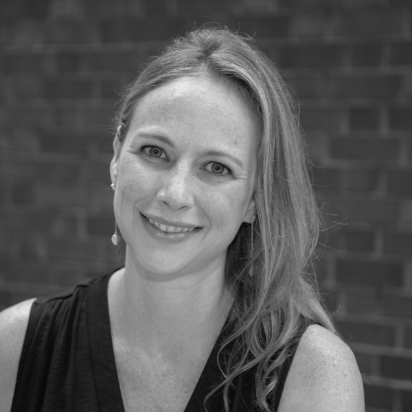 Lindsay Stewart headshot
