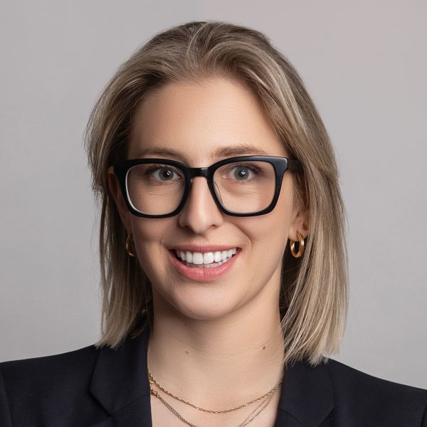 Raquel Bubar EDIT USE THIS Headshot High Quality New York Times4296 1